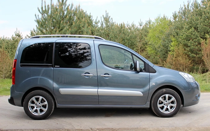 Citroen Berlingo cena 27900 przebieg: 166000, rok produkcji 2010 z Jastrowie małe 742